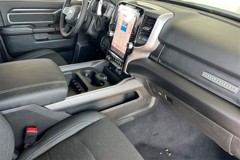 2026 Ram 2500 Big Horn photo 15