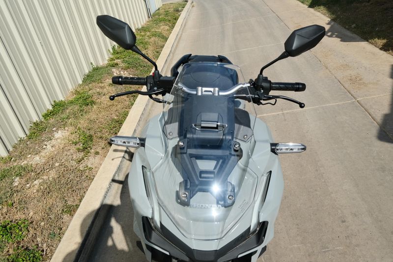 NEW 2026 HONDA ADV160 ABS Image 6
