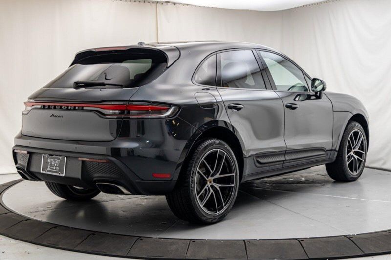 2024 Porsche Macan Image 5