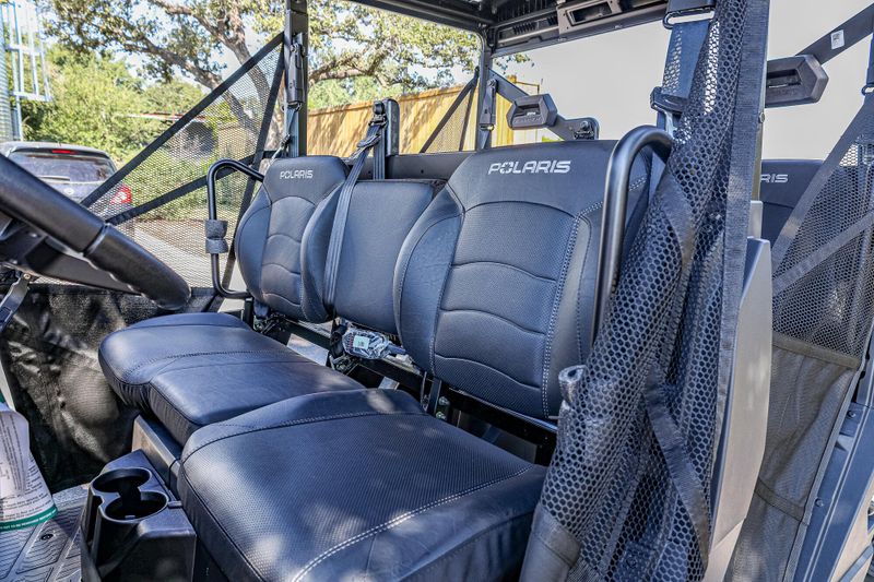 2025 Polaris RANGER CREW XP 1000 TEXAS EDITION BLACK CRYSTAL Image 4