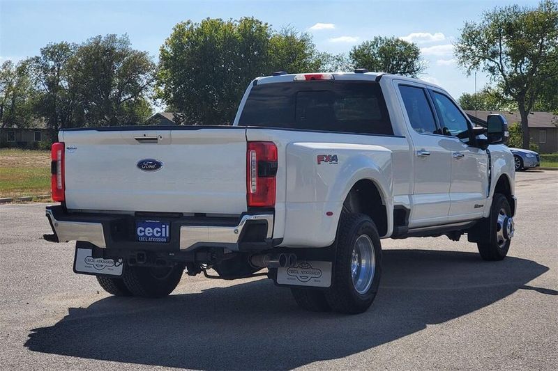 2024 Ford F-350 Lariat photo 6