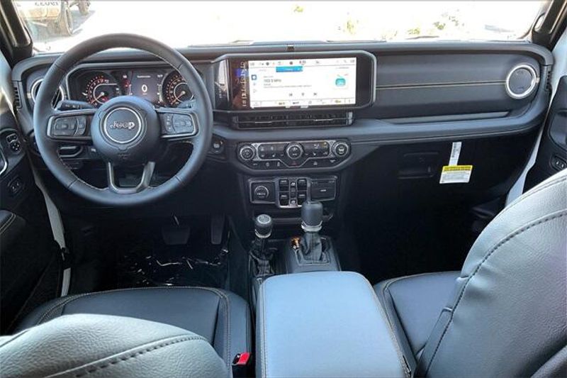 2025 Jeep Gladiator Big Bear 4x4Image 4