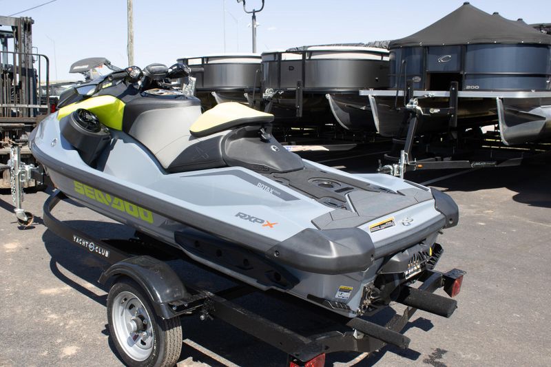 NEW 2025 SEADOO RXPX 325 WITH SOUND SYSTEM Image 11