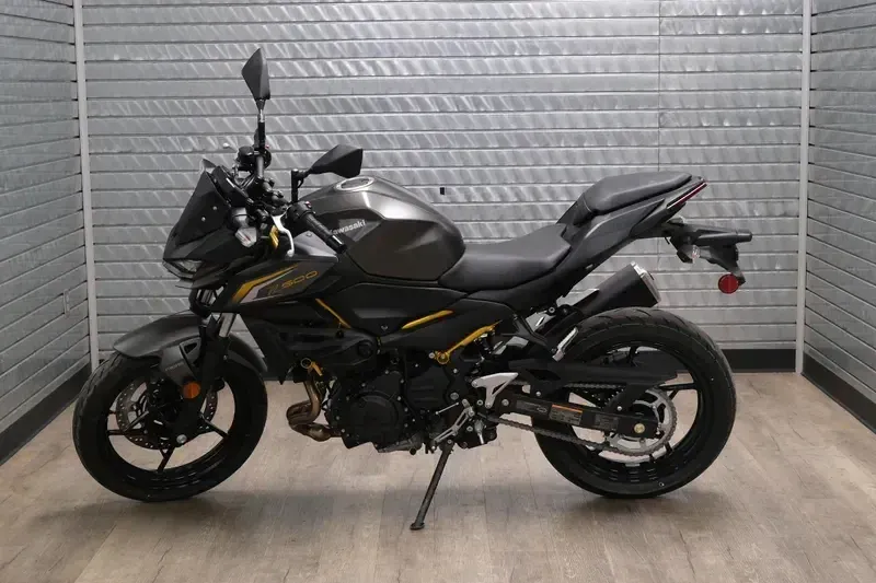 NEW 2026 KAWASAKI Z500 ABS Image 6