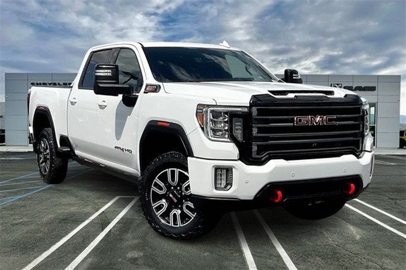 2022 GMC Sierra 2500HD AT4Image 12