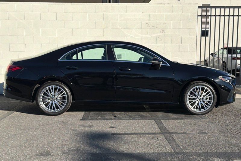 Used 2025 Mercedes-Benz CLA 250Image 3