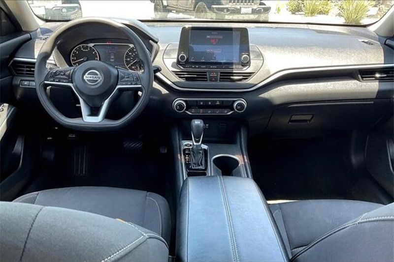 Used 2022 Nissan Altima 2.5 SVImage 15