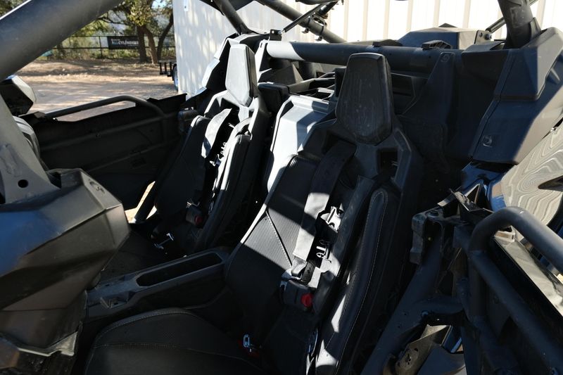 USED 2025 CAN-AM MAVERICK X3 MAX X RS TURBO RR WITH SMARTSHOX Image 19