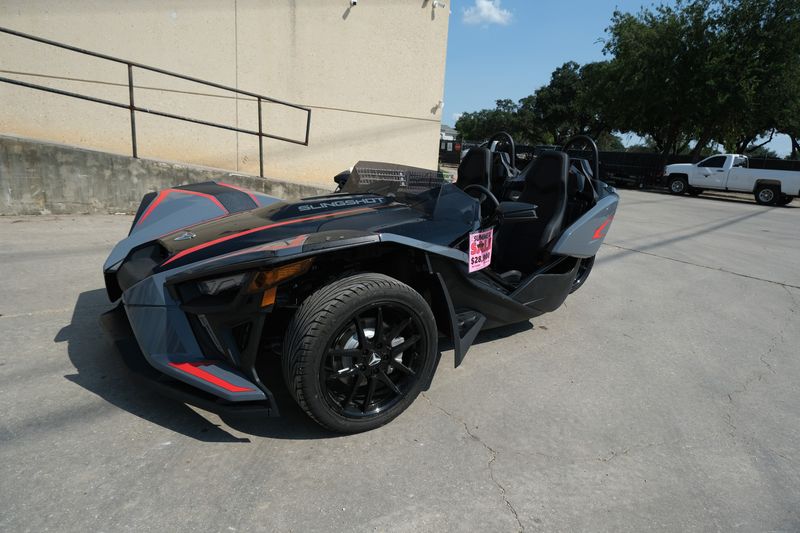 2023 Polaris SLINGSHOT SLR AUTODRIVE Image 1