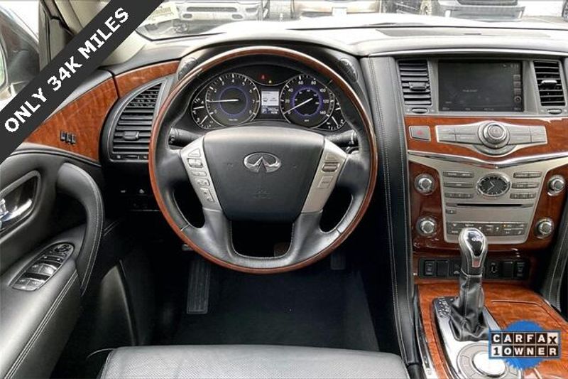 Used 2018 INFINITI QX80 BaseImage 4