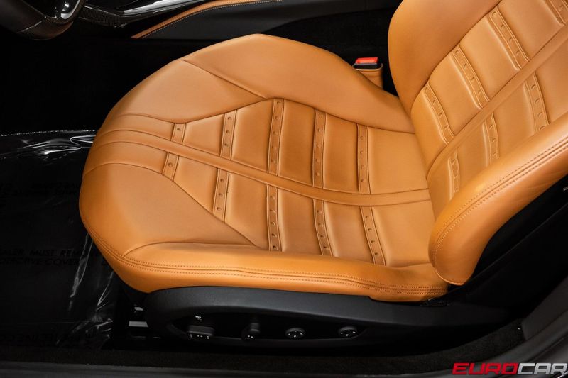 2020 Ferrari 812 Superfast *CARBON FIBER STEERING WHEEL * DAYTONA  SEATS*Image 45