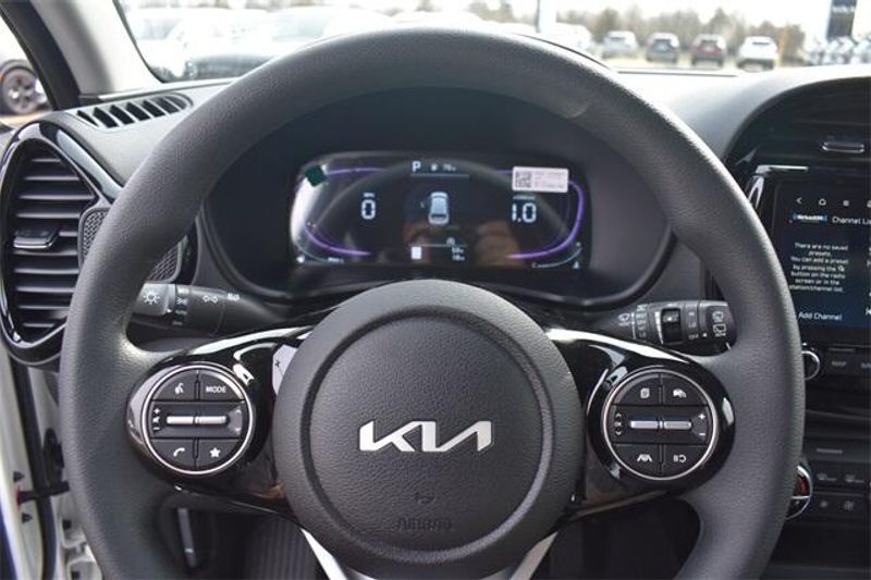 New 2025 Kia Soul SImage 25