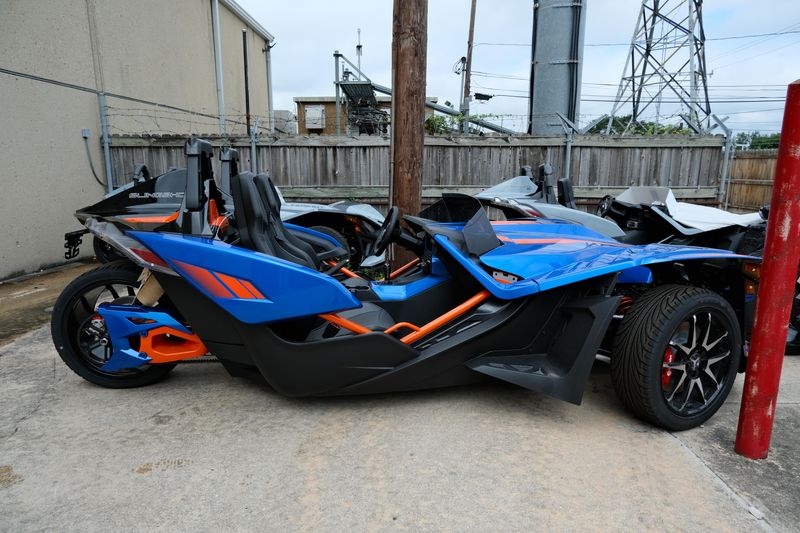 2024 Polaris SLINGSHOT R AUTODRIVE RADAR BLUE FADEImage 7