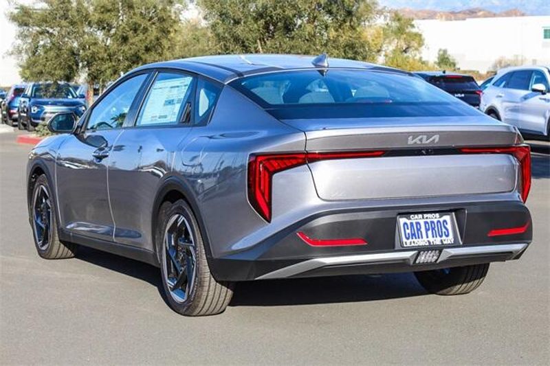 New 2025 Kia K4 EXImage 15