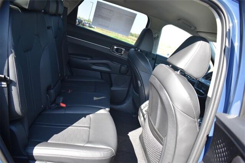 New 2026 Kia Sorento EXImage 14