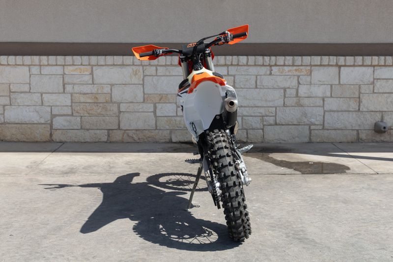 2024 KTM 300 XC in a ORANGE exterior color. Family PowerSports (877) 886-1997 familypowersports.com 