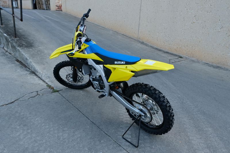 NEW 2026 SUZUKI RMZ450 Image 5