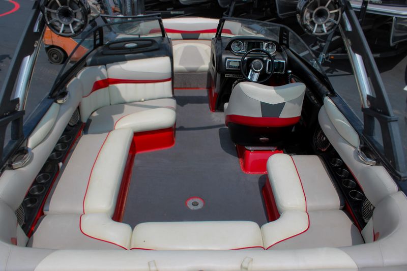 2013 MALIBU 22 MXZ Image 10