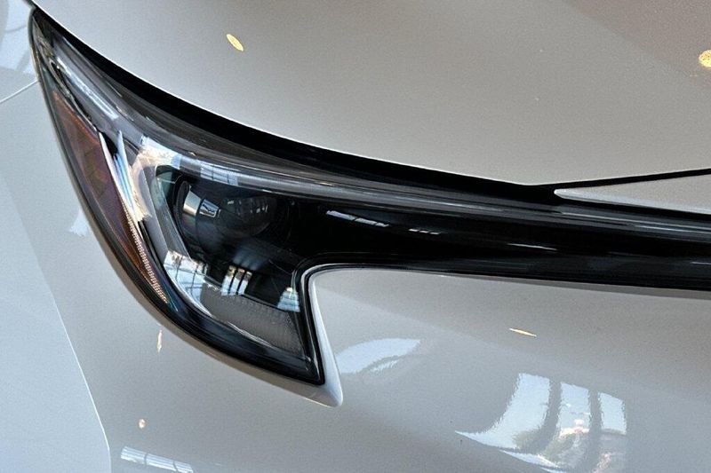 New 2027 Toyota Corolla SEImage 28
