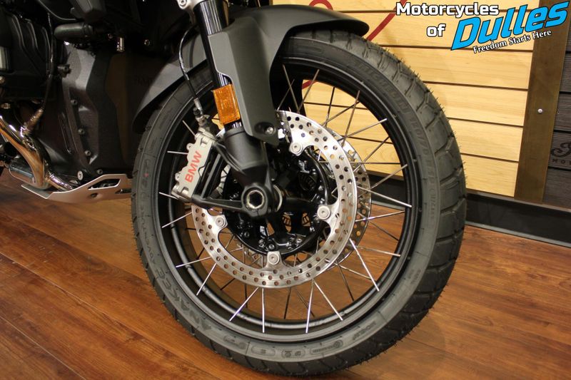 2025 BMW R1300GS ASA Image 13