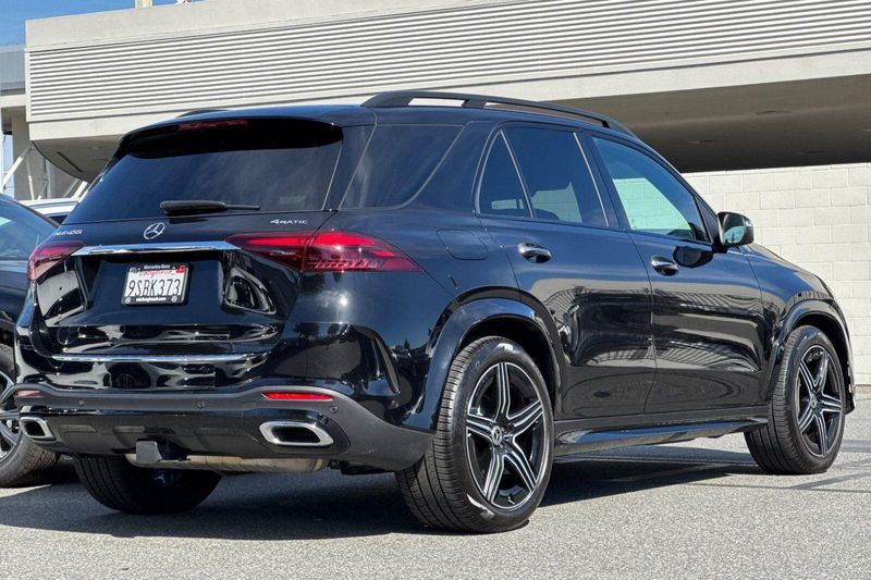 Used 2025 Mercedes-Benz GLE 450Image 4