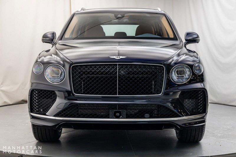 2024 Bentley Bentayga Hybrid V6Image 8