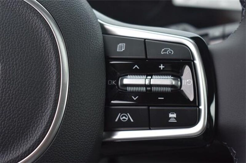 New 2026 Kia Carnival SX PrestigeImage 32