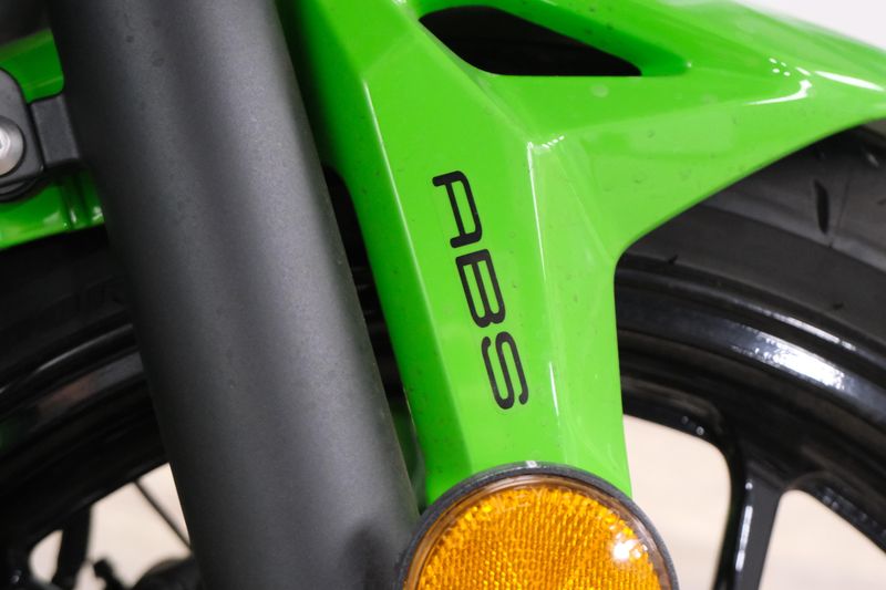 USED 2025 KAWASAKI NINJA 650 ABS Image 14