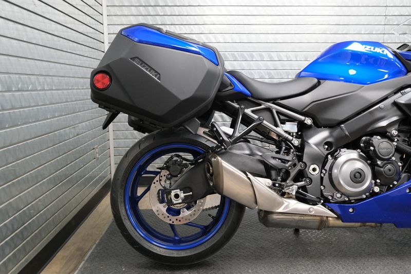 NEW 2026 SUZUKI GSX-S1000GT Image 13