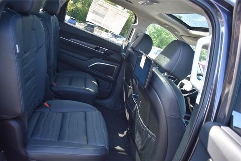 New 2025 Kia Telluride SX-PrestigeImage 16