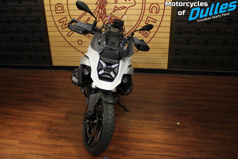 2025 BMW R1300GS ASA Image 3