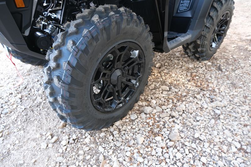 2025 Can-Am ATV OUTL XT 850 CA 25 Image 24