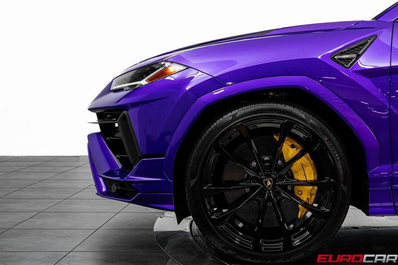 Used 2023 Lamborghini Urus S *BODY COLOR STYLE PACKAGE * PANORAMIC SUNROOF*Image 13