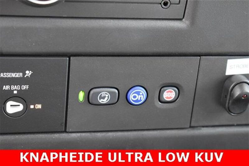 New 2025 Chevrolet Express 3500 Work VanImage 22