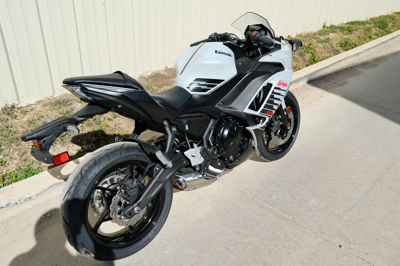 NEW 2026 KAWASAKI NINJA 650 ABS Image 2