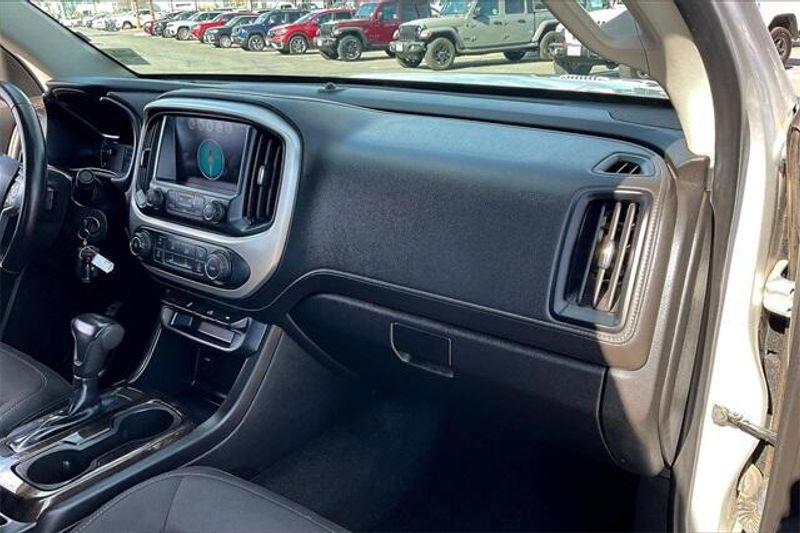 2018 GMC Canyon SLE1Image 16