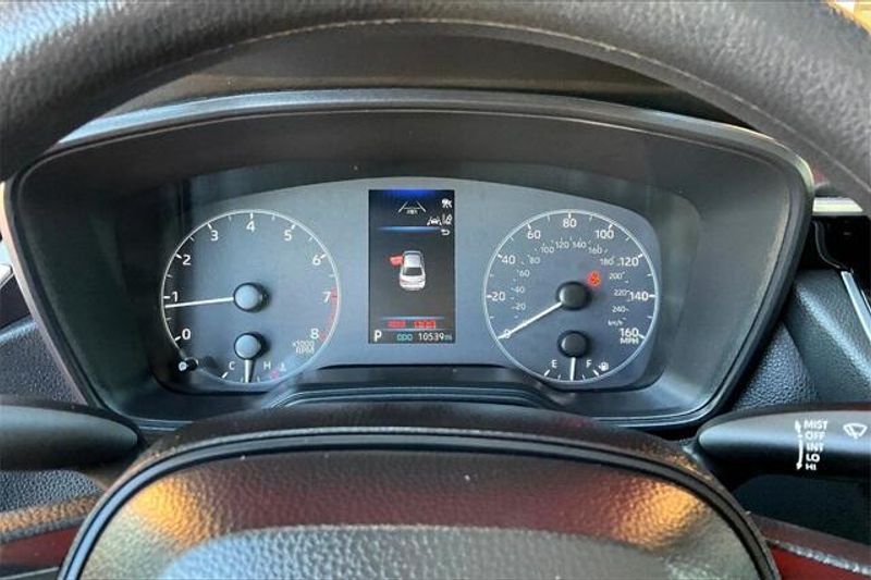 2024 Toyota Corolla LEImage 20
