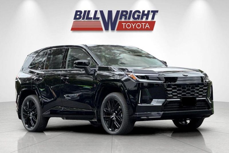 New 2026 Toyota RAV4 Plug-In Hybrid XSEImage 1
