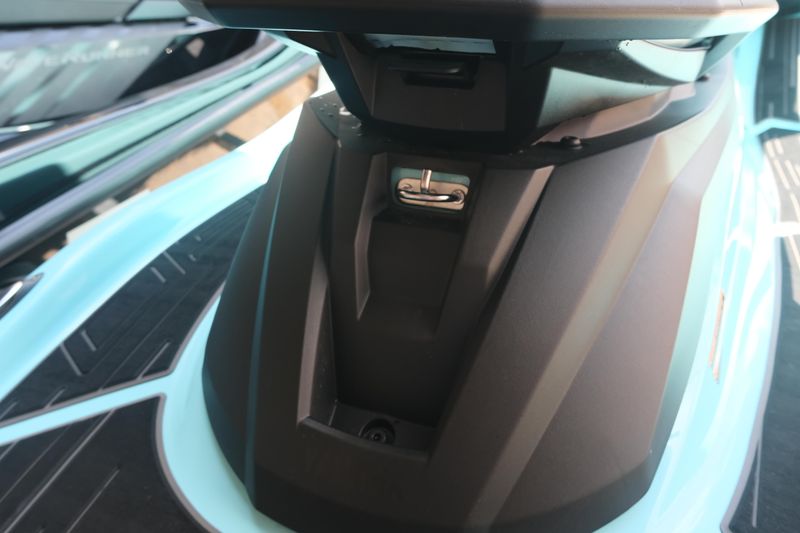 2025 Yamaha VX LIMITED HO MINT Image 3
