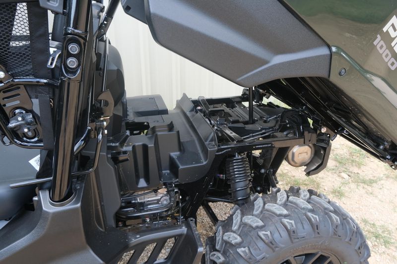 2025 Honda PIONEER 10006 DELUXE CREW BLACK FOREST GREEN Image 21