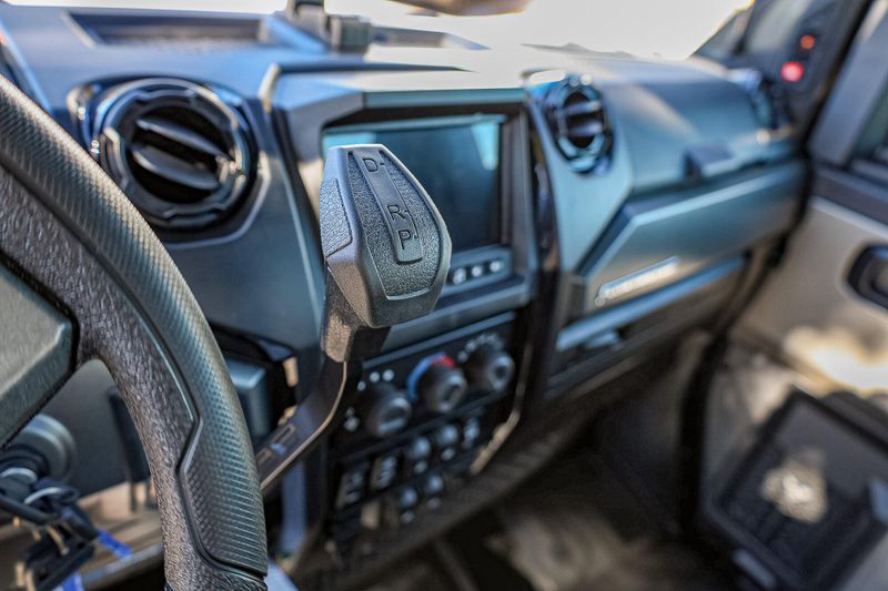 2025 Polaris RANGER CREW XD 1500 NORTHSTAR EDITION ULTIMATE TITANIUM METALLIC GLOSSImage 32