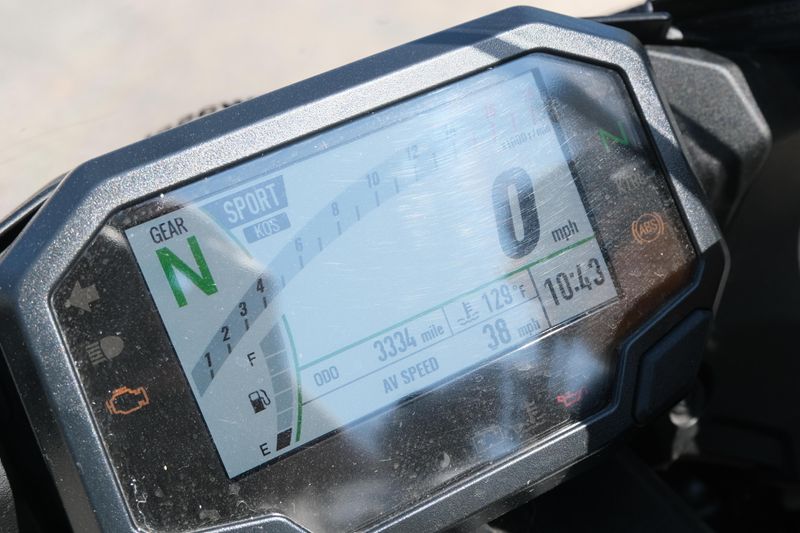 USED 2025 KAWASAKI NINJA ZX6R ABS Image 21