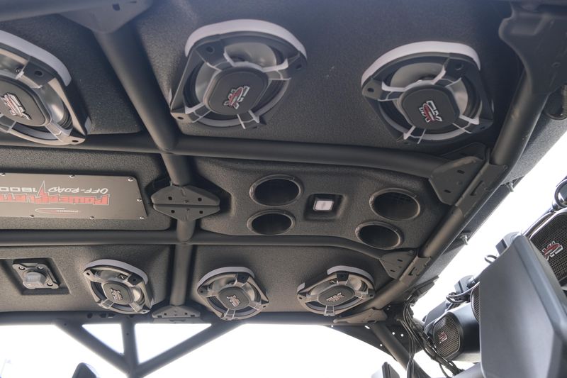 NEW 2026 CAN-AM MAVERICK X3 MAX X RS TURBO RR WITH 1025 TOUCHSCREEN Image 15