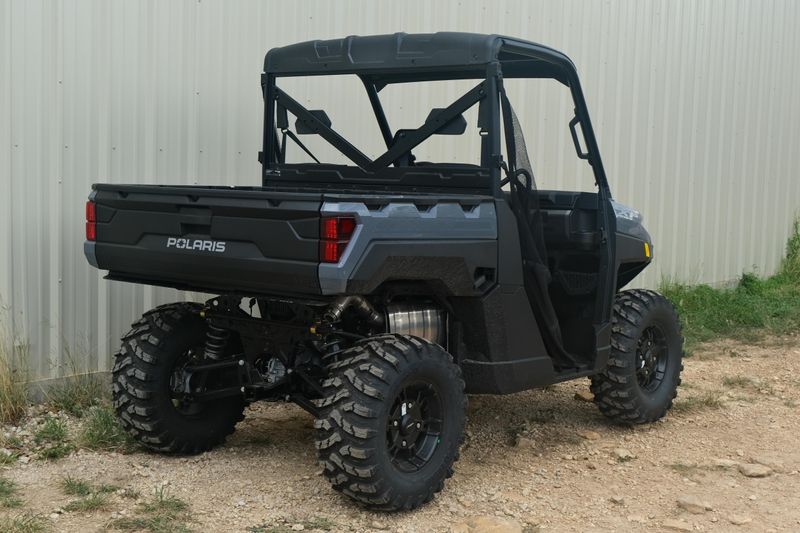 2025 Polaris RANGER XP 1000 PREMIUM STEALTH GRAY Image 3