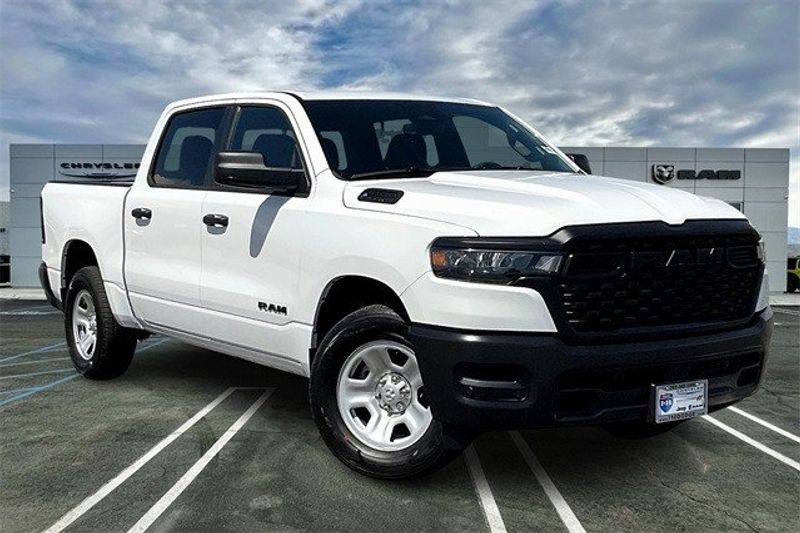 2025 RAM 1500 Tradesman Crew Cab 4x2 5