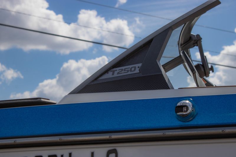 USED 2023 AXIS TSERIES T250 Image 16