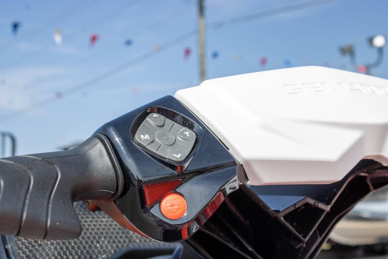 NEW 2026 SEADOO SPARK FOR 2 90HP CONVENIENCE PACKAGE WITH SOUND SYSTEM Image 11