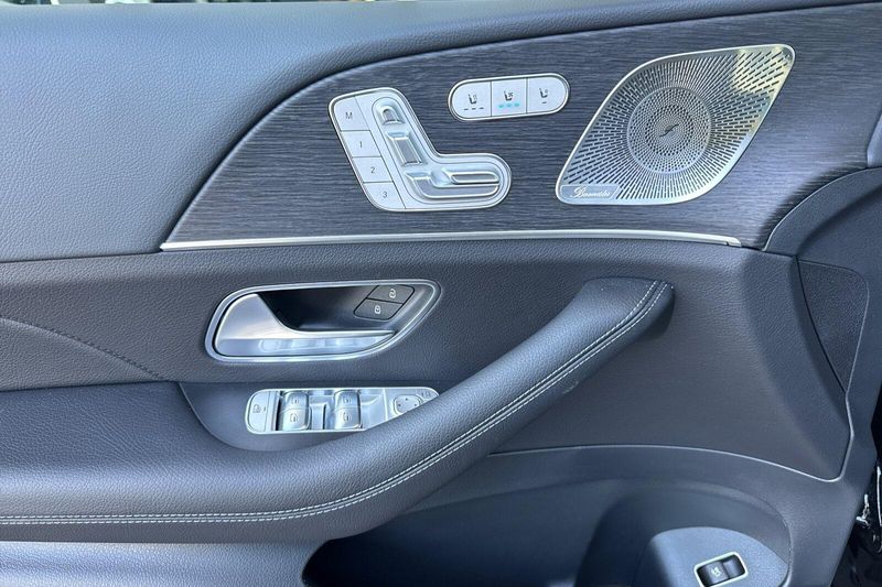 New 2027 Mercedes-Benz GLE-Class GLEGLE 450Image 8