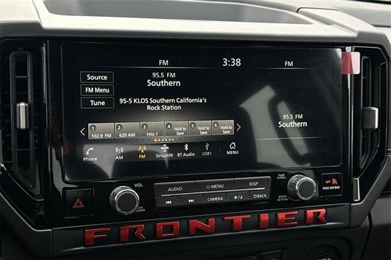 New 2025 Nissan Frontier PRO-XImage 14