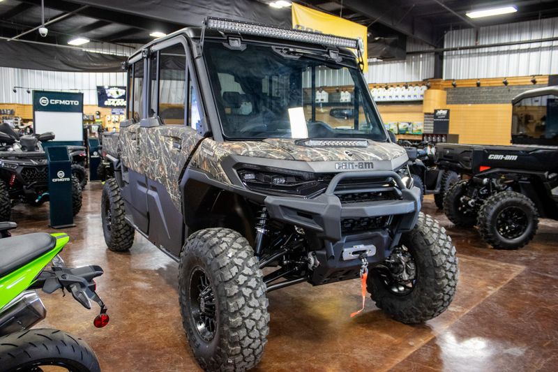 NEW 2026 CAN-AM DEFENDER MAX LIMITED CAB HD11 Image 1